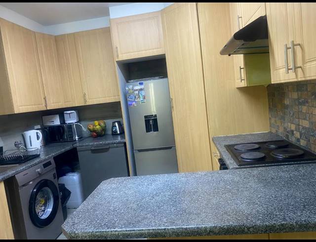 3 BEDROOM PROPERTY TO RENT IN LONEHILL